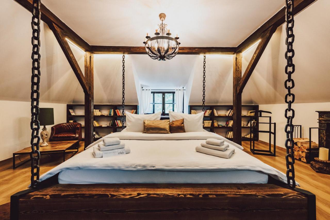 Resort Mlyn Cernovice Cernovice  Zewnętrze zdjęcie