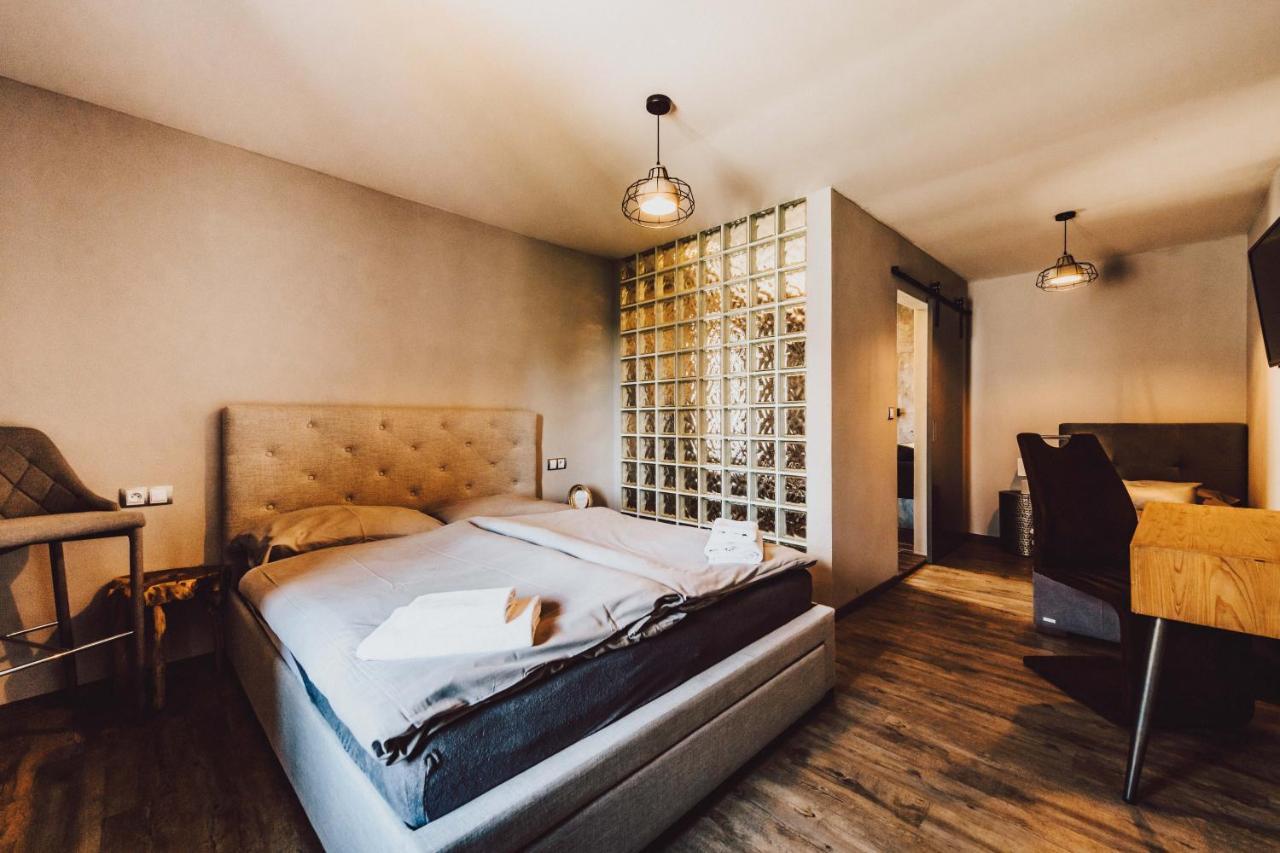 Resort Mlyn Cernovice Cernovice  Zewnętrze zdjęcie