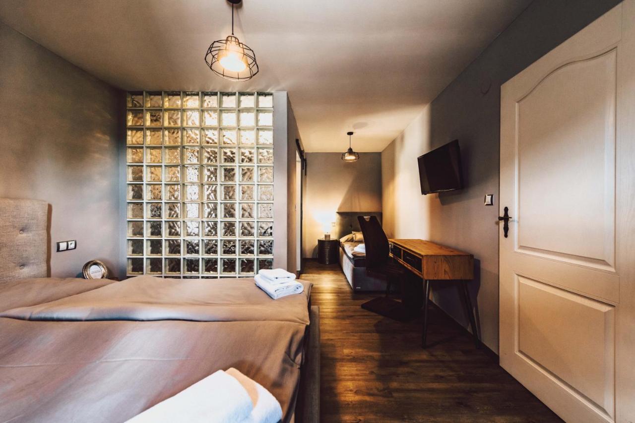 Resort Mlyn Cernovice Cernovice  Zewnętrze zdjęcie