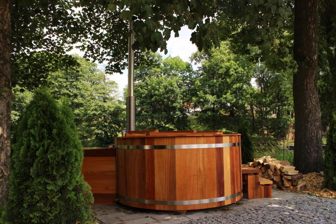 Resort Mlyn Cernovice Cernovice  Zewnętrze zdjęcie